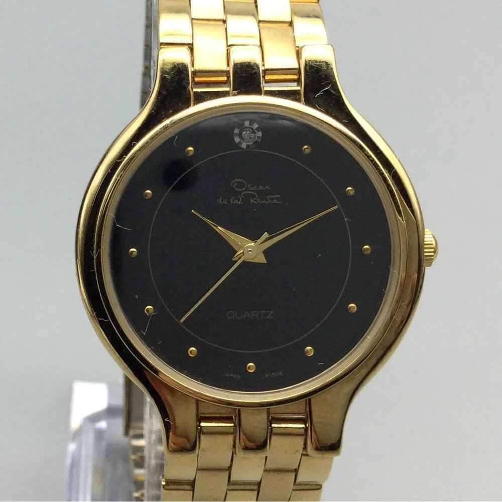 Oscar De La Renta Womens Watch 32mm Black Dial Gold Tone Dress New Battery 7.75